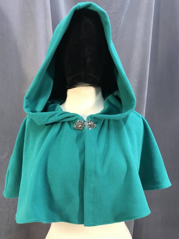 3986 - Jade Green Windpro Fleece Short Cloak, Silver-Tone Vale Clasp