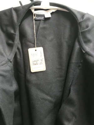 4181 - Black Wool Short Cloak w/Pockets, Clasp TBD