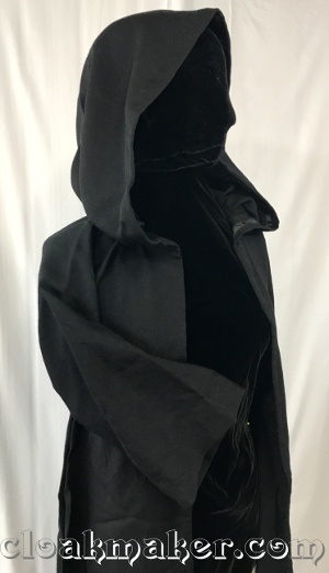 R421 - Black Wool Robe with Pockets - Youth